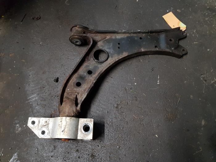Bras de suspension bas avant gauche d'un Volkswagen Golf, Enlèvement ou Envoi, 3 mois de garantie, Utilisé, Volkswagen