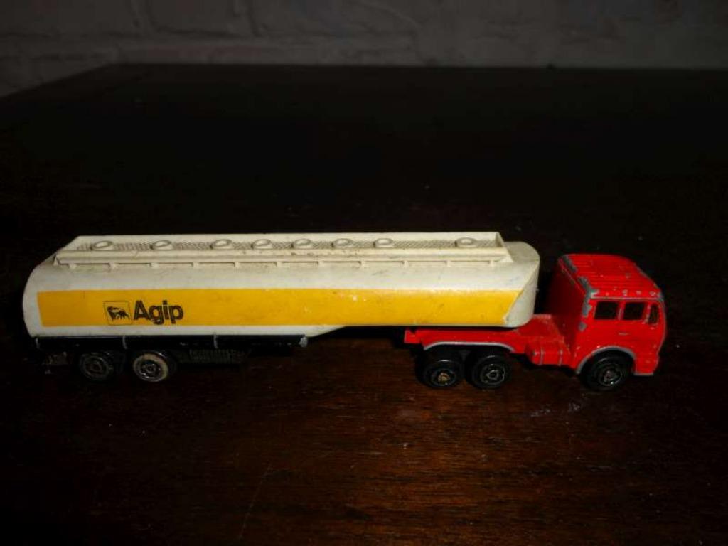 camion agip majorette schaal 1/43, Envoi, Utilisé, Bus ou Camion