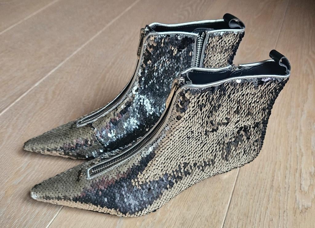 chaussures argentées taille 39, Neuf, Enlèvement ou Envoi, Autres couleurs, Zara
