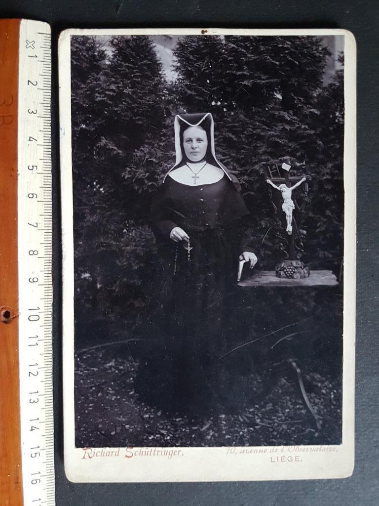 Photo cartonnée : Soeur Sister Liège Richard Schüttringer, Enlèvement ou Envoi, Avant 1940, Photo, Costume traditionnel