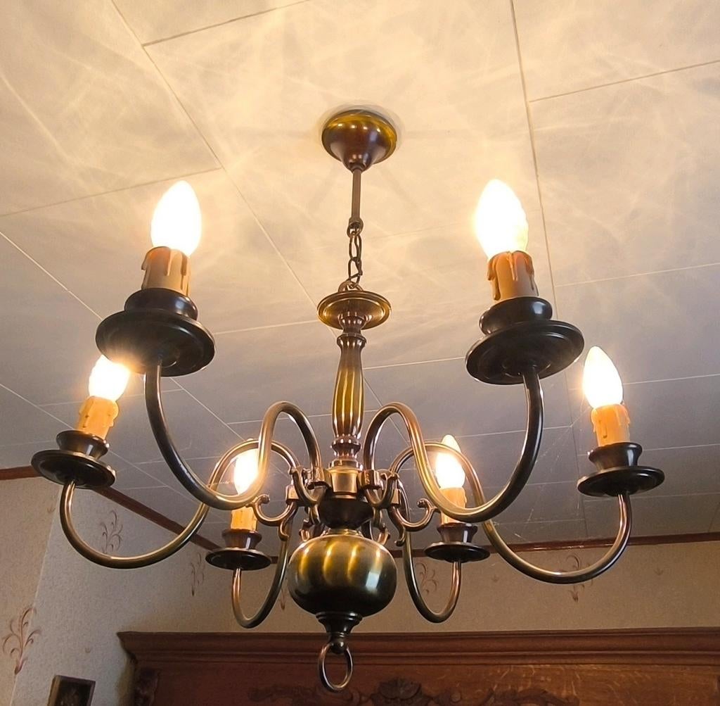 Lustre chandelier 6 branches, Enlèvement