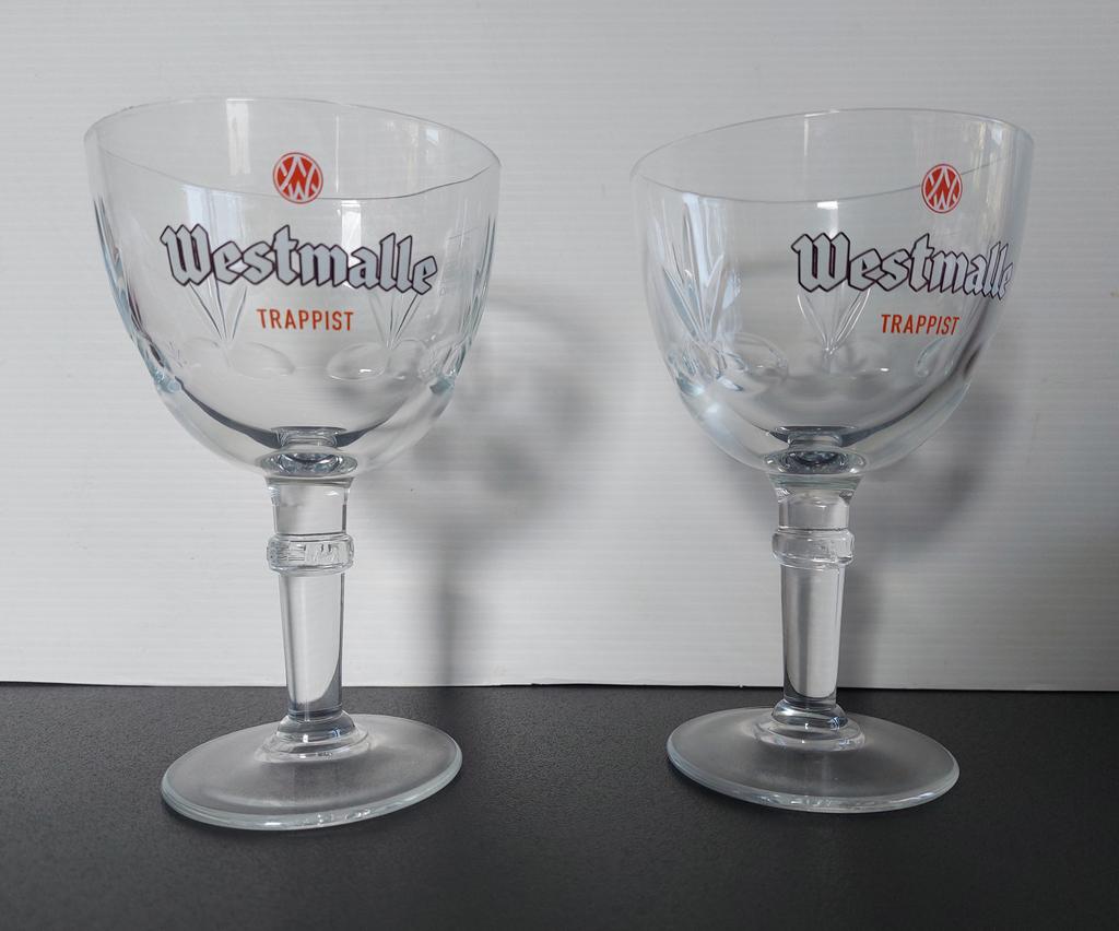 Bierglazen - Westmalle - 2 stuks - klein formaat, Verzamelen, Ophalen, Zo goed als nieuw, Bierglas