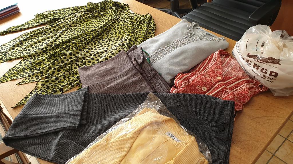 Lot1 de vêtements de femme, Enlèvement ou Envoi, Comme neuf