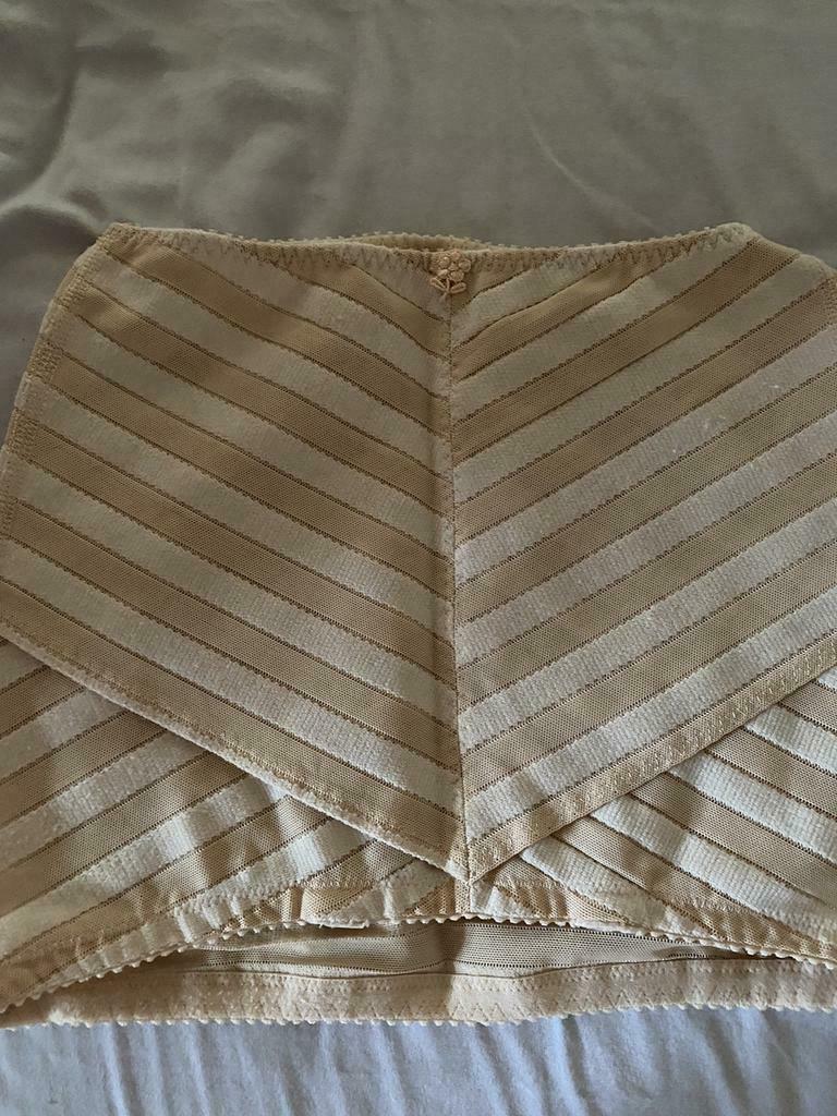 Steungordel damart, Kleding | Dames, Ondergoed en Lingerie, Damart, Ophalen of Verzenden, Beige, Body of Korset