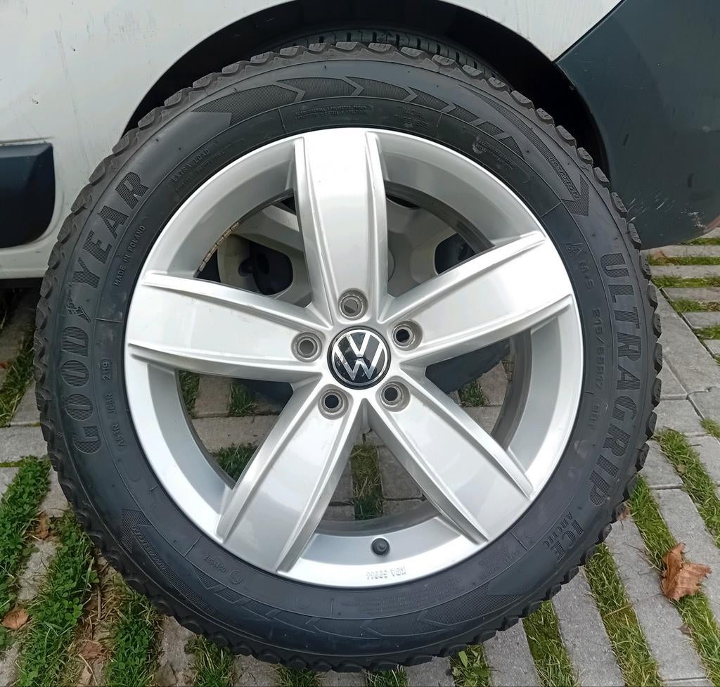 Winterbanden velgen VW Passat B8 Troc 5x112 17inch 8mm ️❄️, Ophalen