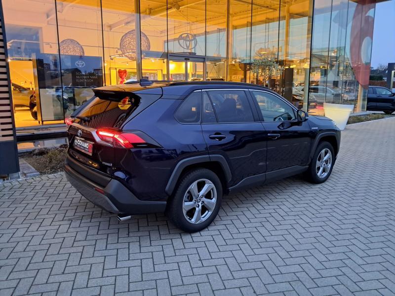 Toyota RAV-4 Dynamic Plus, 2487 cm³, Euro 6, Entreprise, https://public.car-pass.be/vhr/57a53fa1-e477-437c-97bd-73e334b4c002