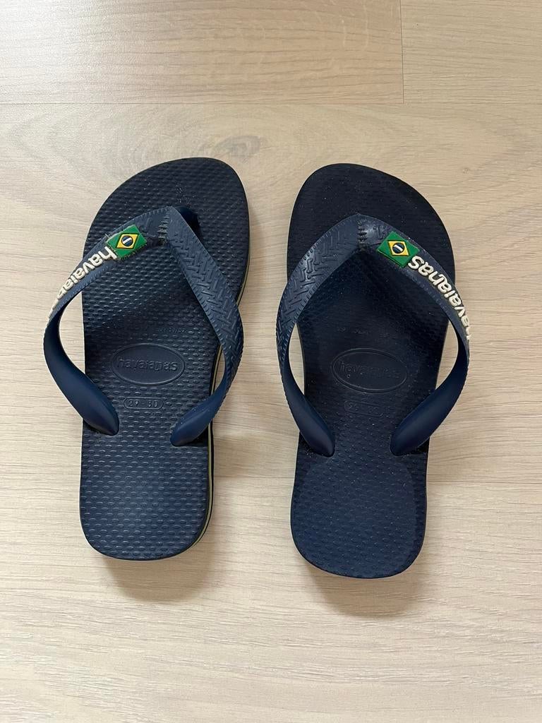 Havaianas slippers donkerblauw maat 29/30, Enlèvement ou Envoi, Utilisé, Garçon, Autres types