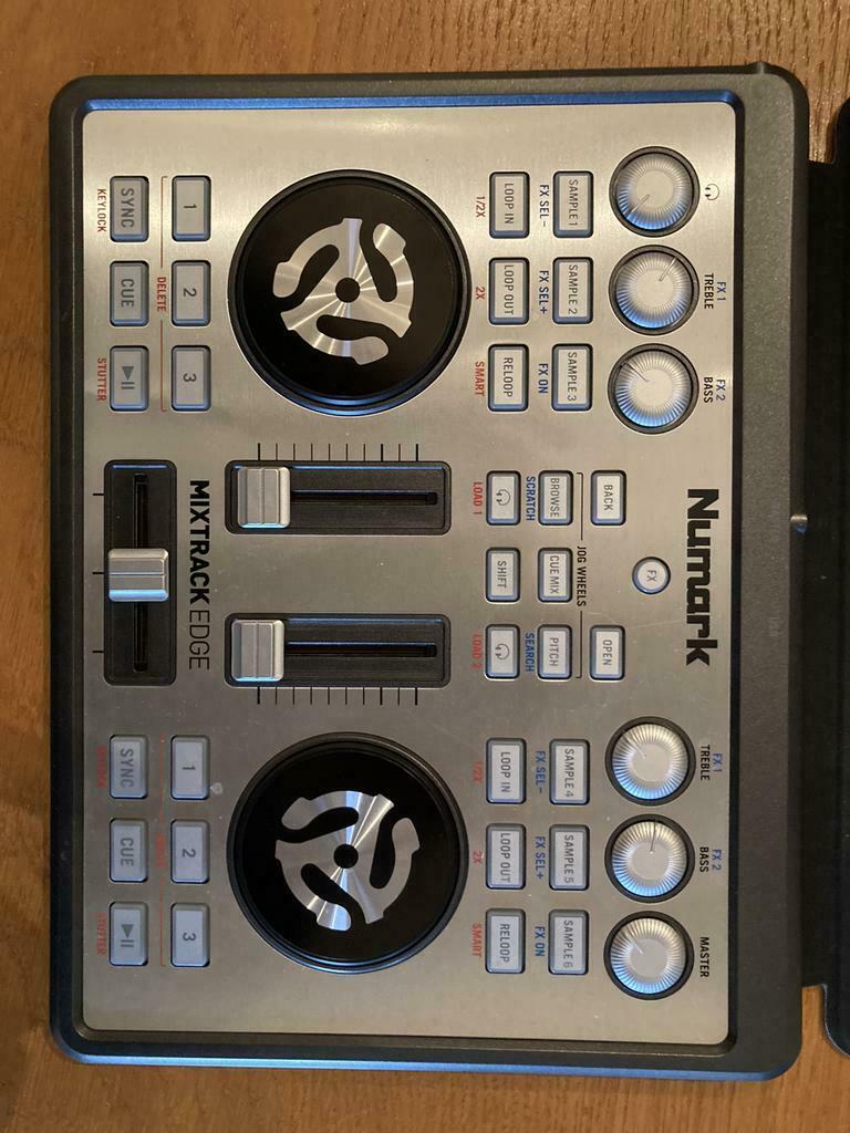 Numark Mixtrack Edge, Enlèvement ou Envoi, Utilisé, DJ-Set, Numark
