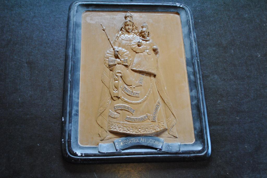 Ancien bas relief en plâtre Notre Dame de Luxembourg, Antiquités & Art, Enlèvement