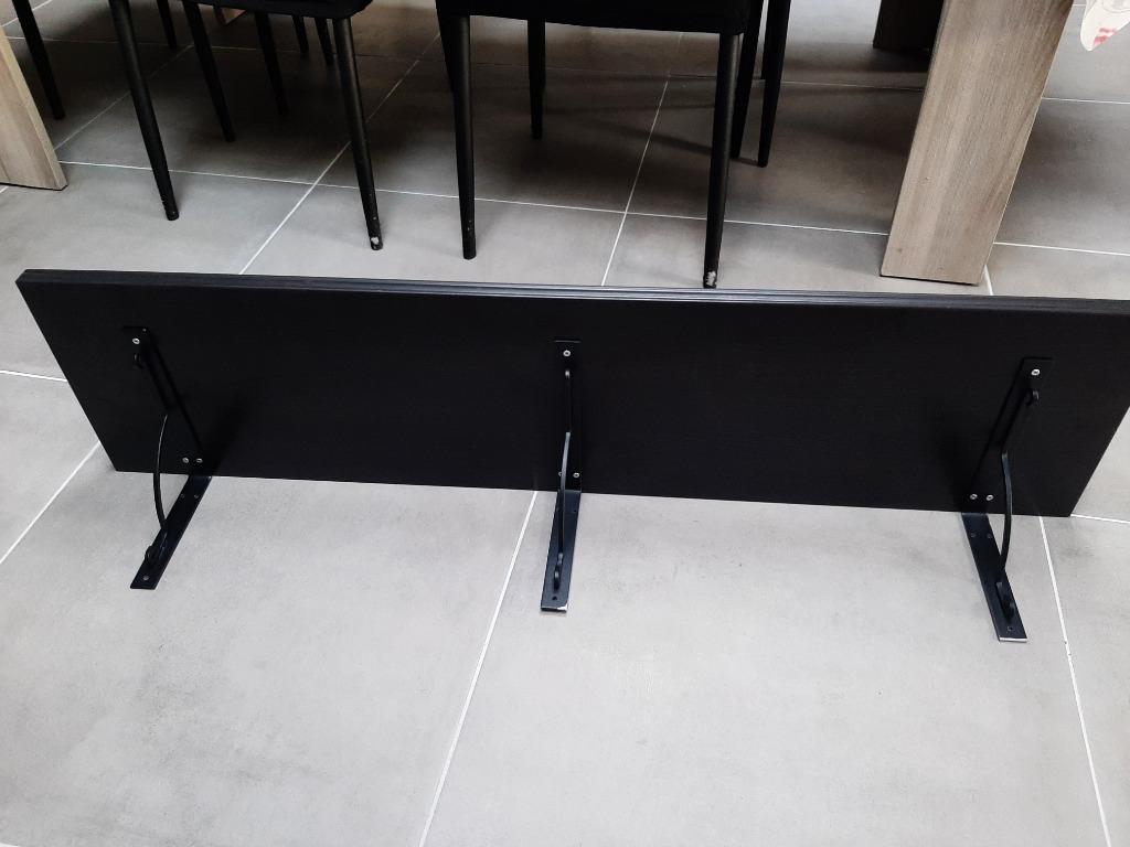 Étagère mur, Enlèvement