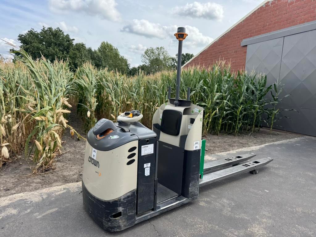 Crown GPC 3020 Elektrische transpallet met platform, Enlèvement, Comme neuf