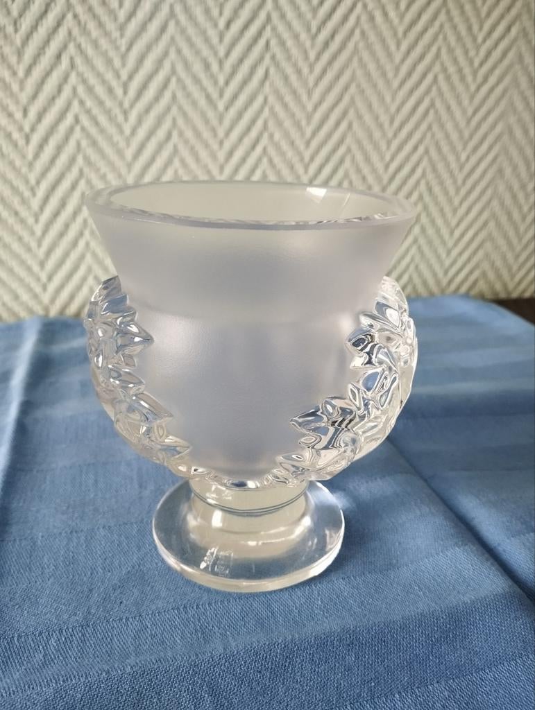 Vase Lalique, Enlèvement