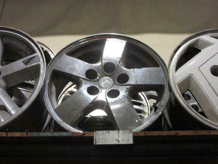 1x chroom velg 2003-2005 Dodge Stratus, Enlèvement, Neuf, Jante(s)