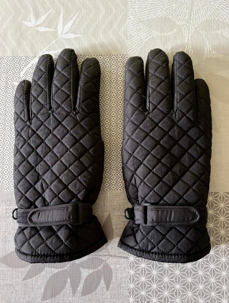 Dameshandschoenen - medium - zwart, Ophalen of Verzenden, Zo goed als nieuw, Maat 38/40 (M), Handschoenen