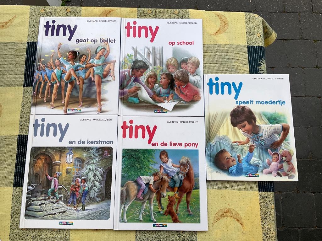 Tiny boeken, volledige reeks (5 stuks) kleine versie, Ophalen, Zo goed als nieuw