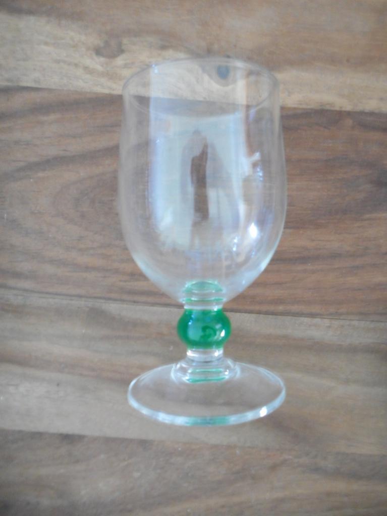 verre sur pied, Ophalen of Verzenden, Zo goed als nieuw, Glas