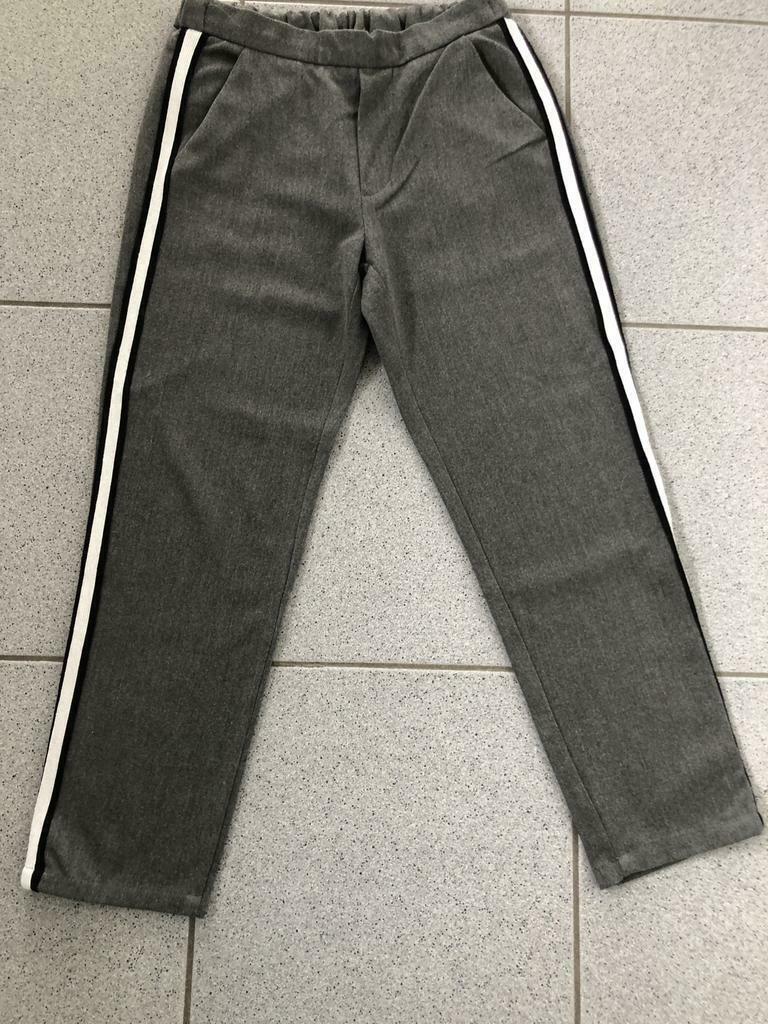 Grijze broek met strepen aan de zijkant. Zara kids maat152, Broek, Meisje, Ophalen of Verzenden, Zara Kids