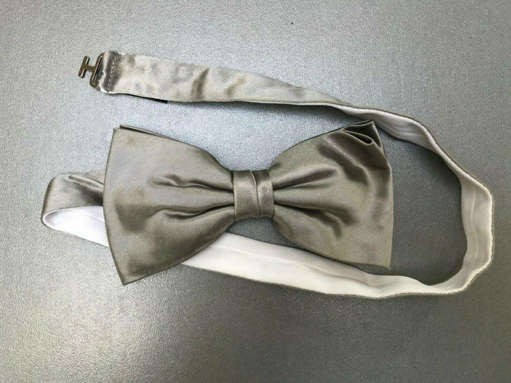 Nœud papillon gris neuf, Neuf, Gris, Enlèvement ou Envoi, Sans