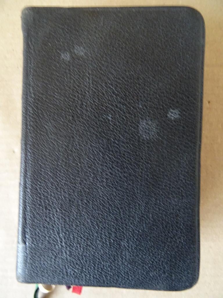 Roomsch-katholiek Mis- en Vesperboek bevattende alle missen, Gelezen, Christendom | Katholiek, Ophalen of Verzenden, Katholieke kerk