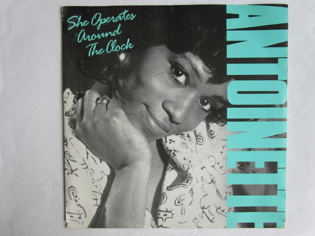 Antoinette : she operates around the clock. 1990., CD & DVD, Vinyles Singles, Enlèvement ou Envoi, Single, Comme neuf, Hip-hop et Rap