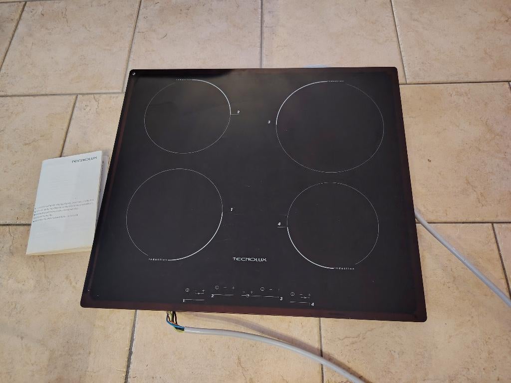 TAQUE A INDUCTION, 4 zones de cuisson, Encastré, Enlèvement, Utilisé