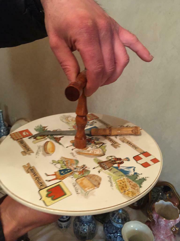 Ide Bros.  Vintage kaasschotel met mes, Antiek en Kunst, Ophalen