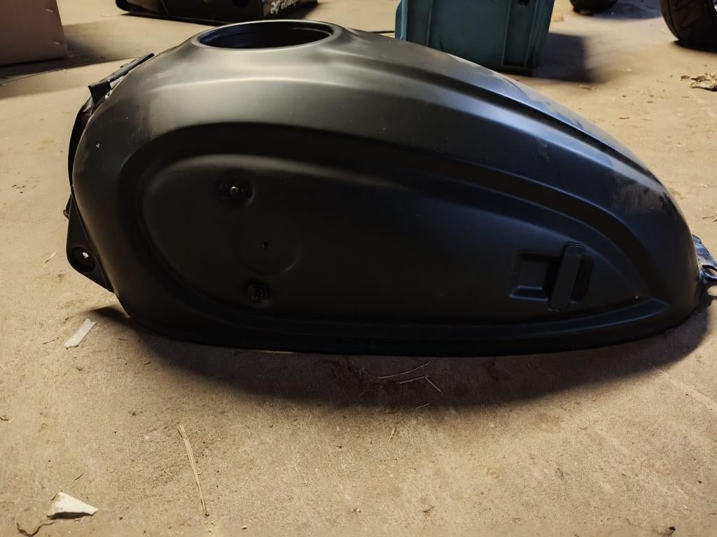 Réservoir d'essence  DUCATI SCRAMBLER FONCÉ, DUCATI, Enlèvement ou Envoi, Utilisé, Jackierogier@outlook.be