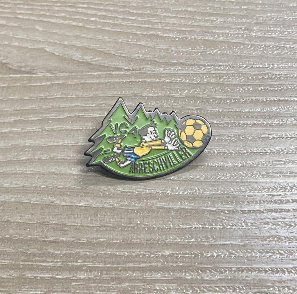 PIN - VCA - ABRESHVILLER - FOOTBALL - VOETBAL, Envoi, Utilisé, Sport, Insigne ou Pin's
