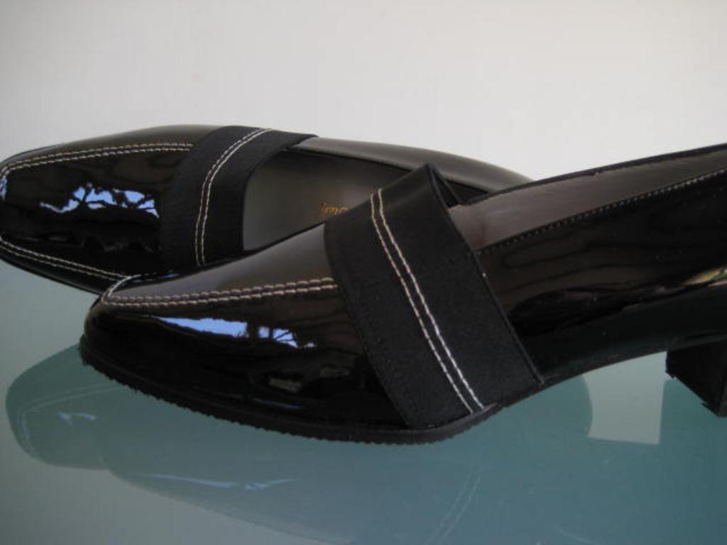 Livraison gratuite | Alexandria New Black Paint Pumps 39.5, Neuf, Alexandria, Escarpins, Noir