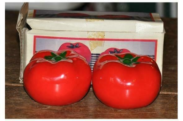 salière et poivrière tomate neuve, Enlèvement ou Envoi, Neuf