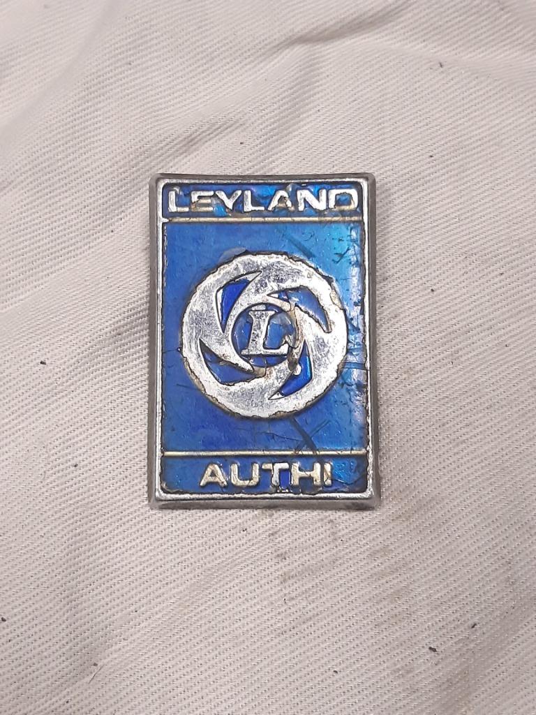 insigne - Emblème AUTHI, CLASSIC MINI, Enlèvement, Utilisé, Avant, Rover
