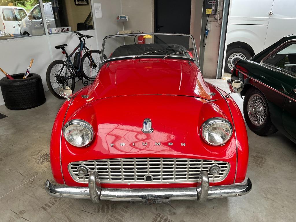 TRIUMPH TR3, Auto's, Oldtimers, Achterwielaandrijving, Zwart, Cabriolet, Triumph