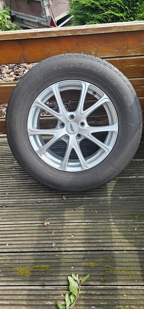 Velg + banden Nieuw, Enlèvement