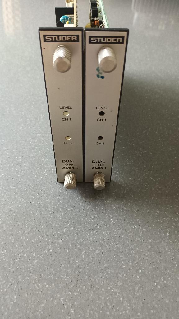 STUDER 1 091 036/050 versterker met twee lijnen, Audio, Tv en Foto, Ophalen of Verzenden, Gebruikt, Overige merken