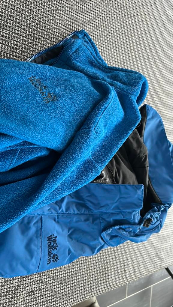 Jack wolfskin blauwe jas met fleece ((uitneembaar), Enlèvement, Comme neuf, Bleu