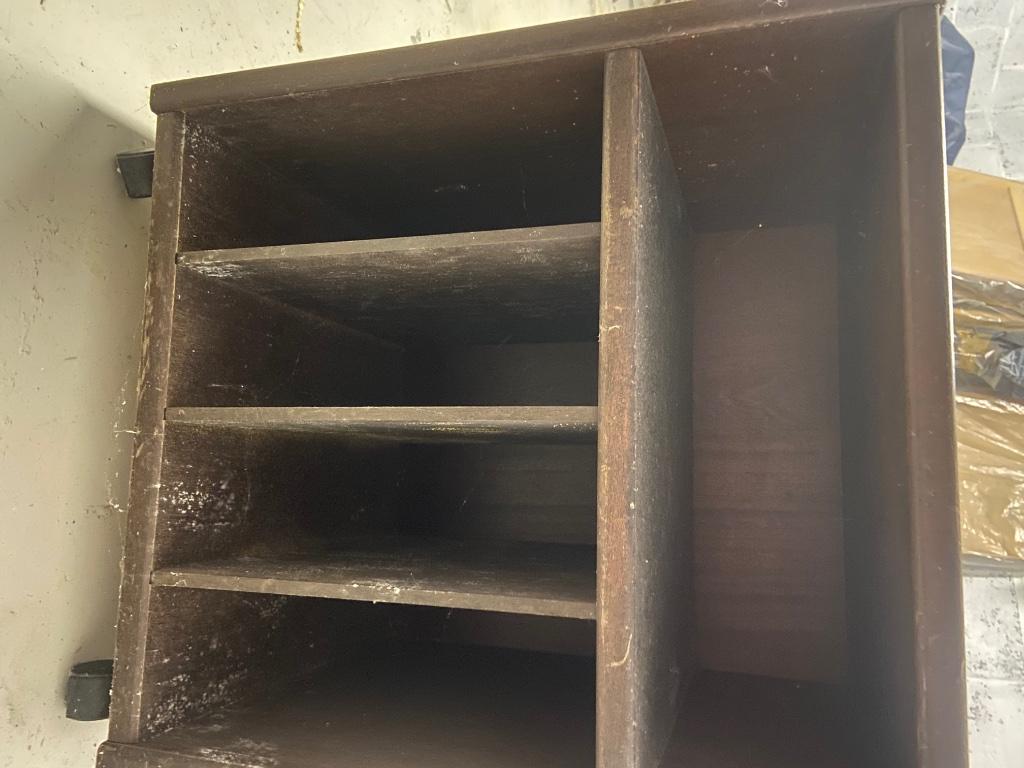 Petit meuble, Enlèvement, Utilisé