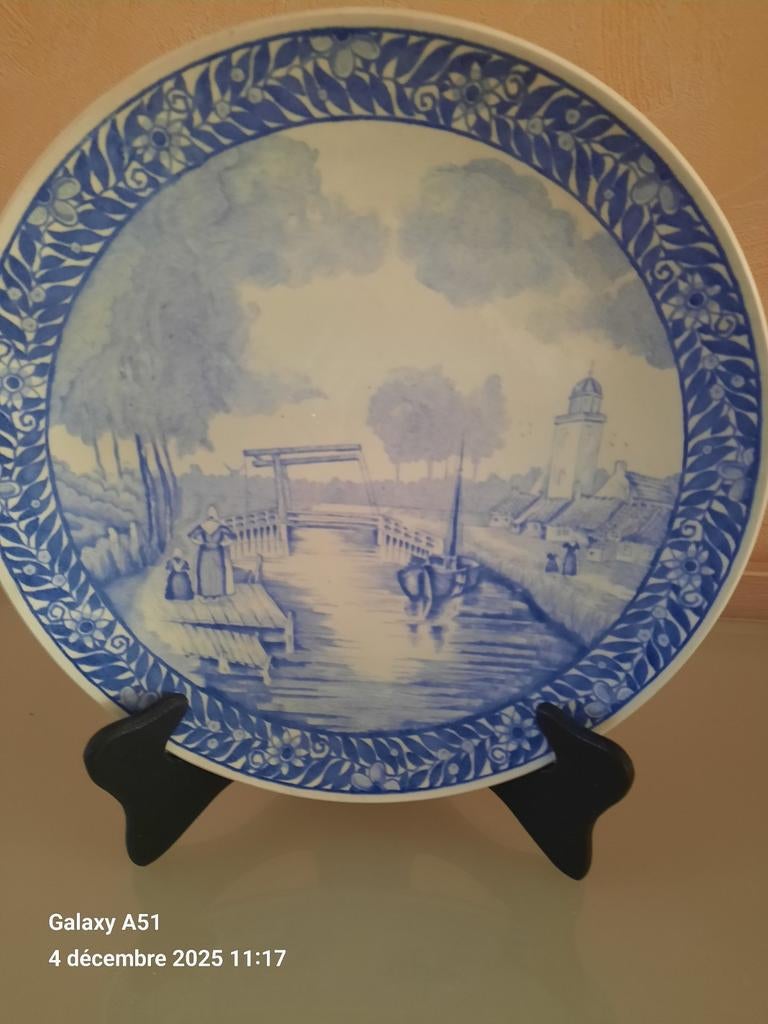 Assiette décorative boch, Enlèvement ou Envoi