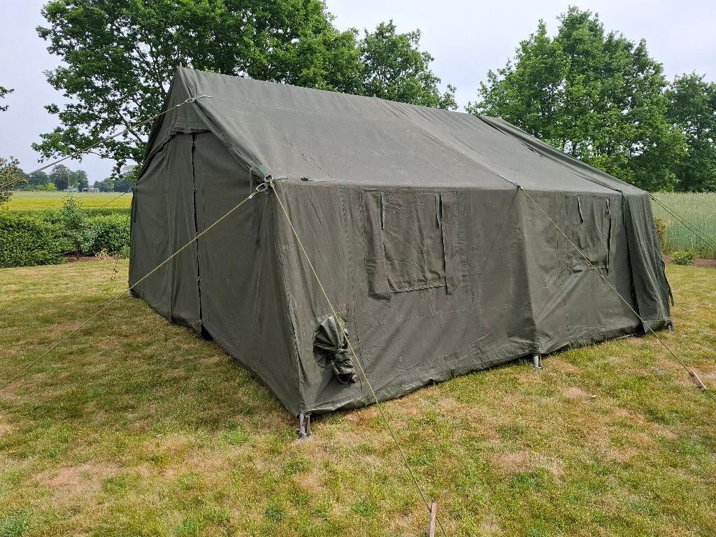 Legertent - Seniortent – 5,5m x 5m, Caravans en Kamperen, Tenten, Ophalen, Zo goed als nieuw, Meer dan 6
