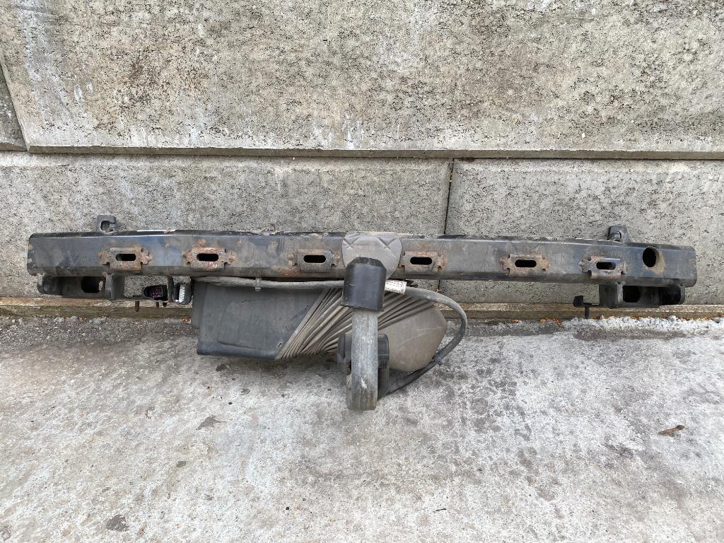 Trekhaak BMW series 5 F10 F11, Auto-onderdelen, Trekhaken, Ophalen, Gebruikt