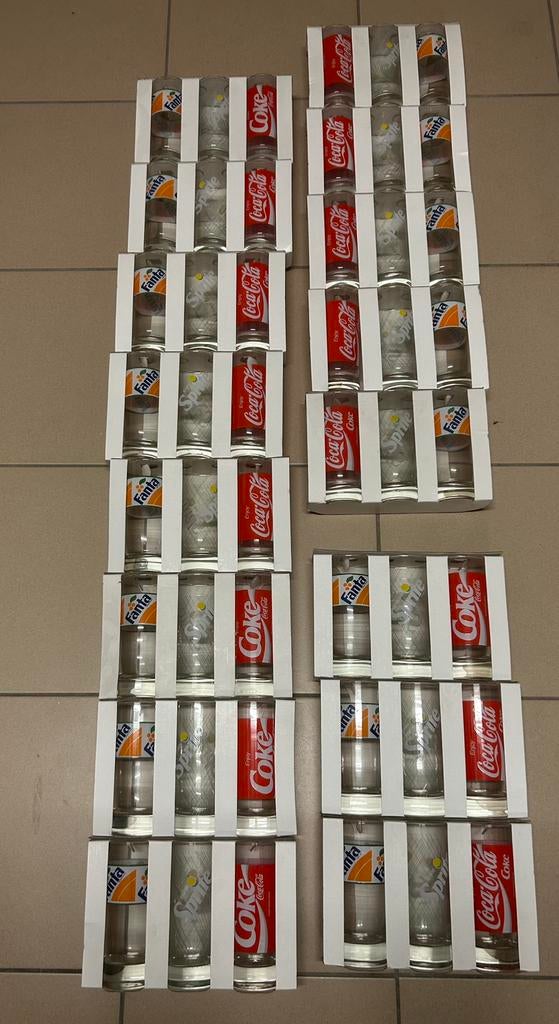 *Verlaagde prijs* Sets NIEUWE vintage Cola Sprite Fanta glas, Verzamelen, Ophalen, Nieuw, Frisdrankglas