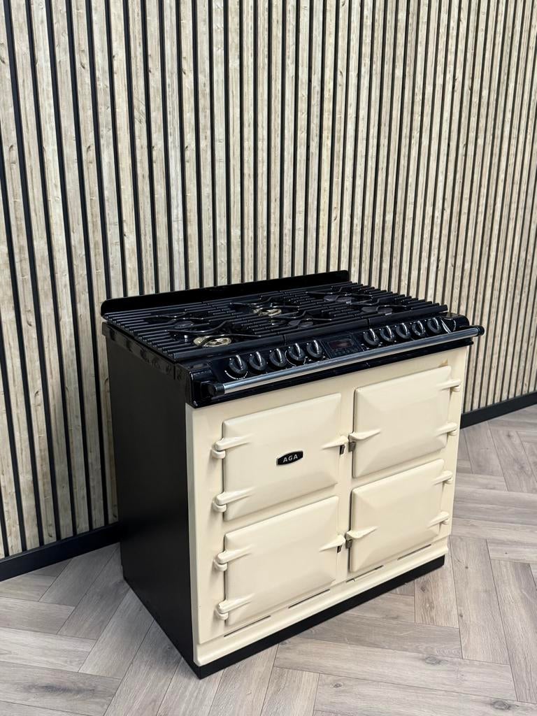 Magnifique cuisinière à 4 fours AGA Six Four Cream !, Enlèvement ou Envoi, Gril, Gaz, 5 zones de cuisson ou plus