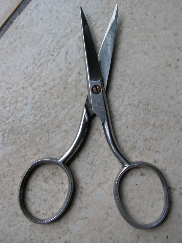 Anciens « ciseaux à découper » typiques fabriqués par un vit, Antiquités & Art, Antiquités | Outils & Instruments, Enlèvement ou Envoi
