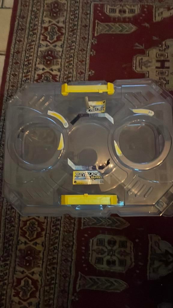 Beyblade arena, Ophalen of Verzenden, Gebruikt