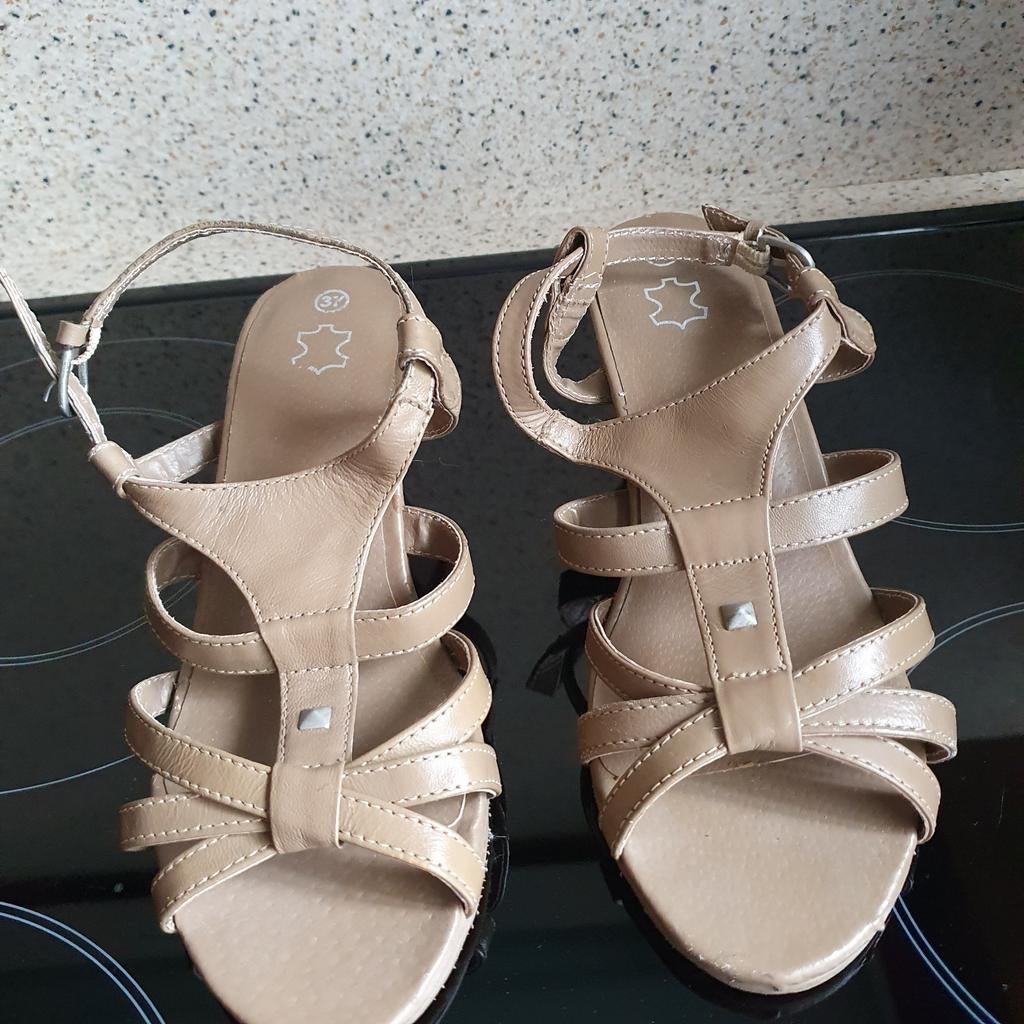 Leren schoenen, Ophalen of Verzenden, Zo goed als nieuw