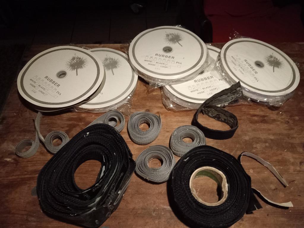 4 rollen velcro (20m) 1 van 15m (zachte kant) 30 euro, Doe-het-zelf en Bouw, Ophalen of Verzenden