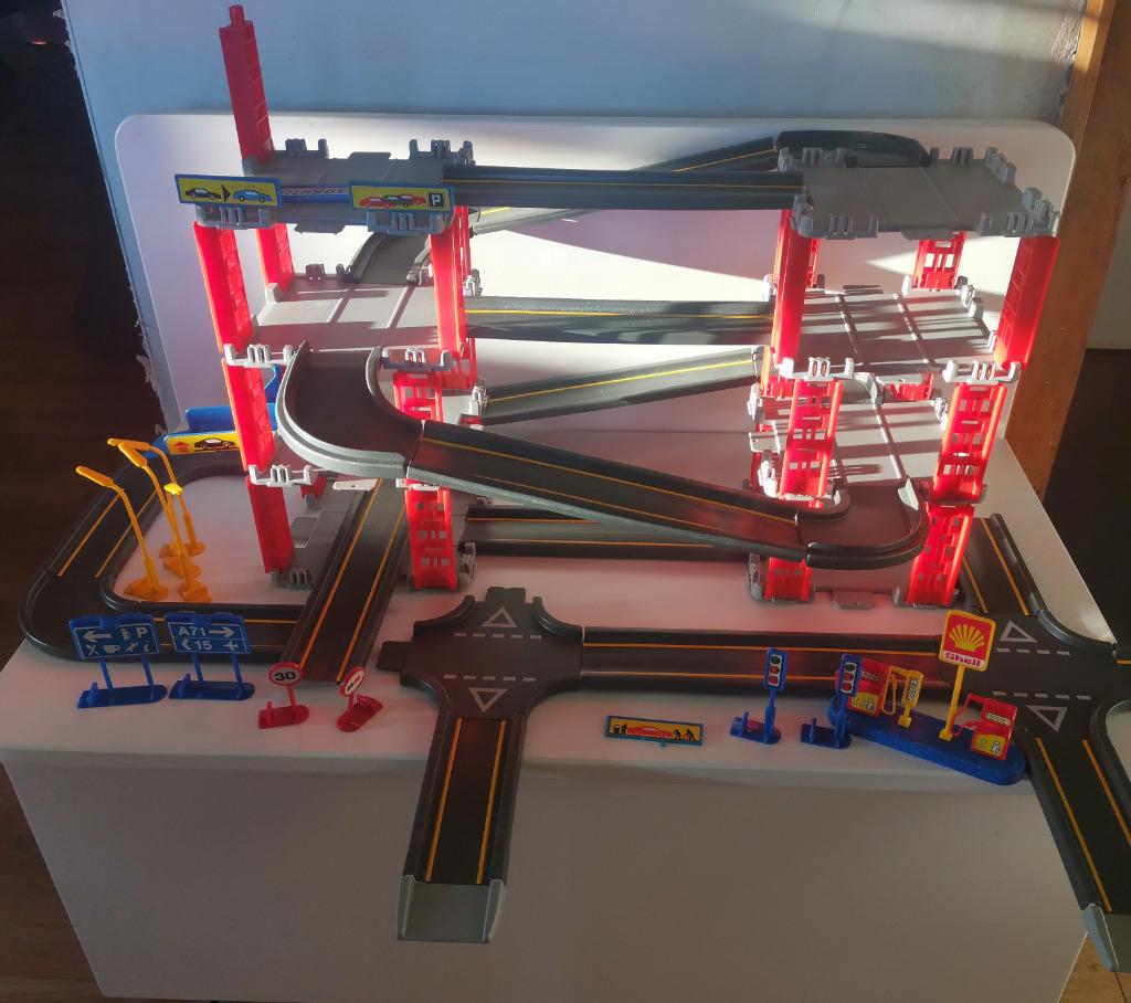 Matchbox motorcity 500, Ophalen, Gebruikt