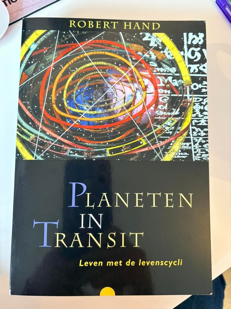 Robert Hand  - Planeten in transit NIEUW!!!, Boeken, Ophalen of Verzenden, Nieuw