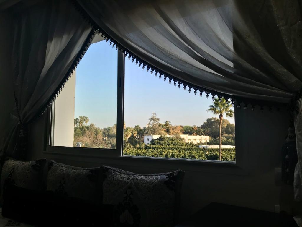 Zeer mooi gemeubileerd appartement voor korte termijn verhuu, 100 m², RABAT, 2 kamers, Buiten Europa