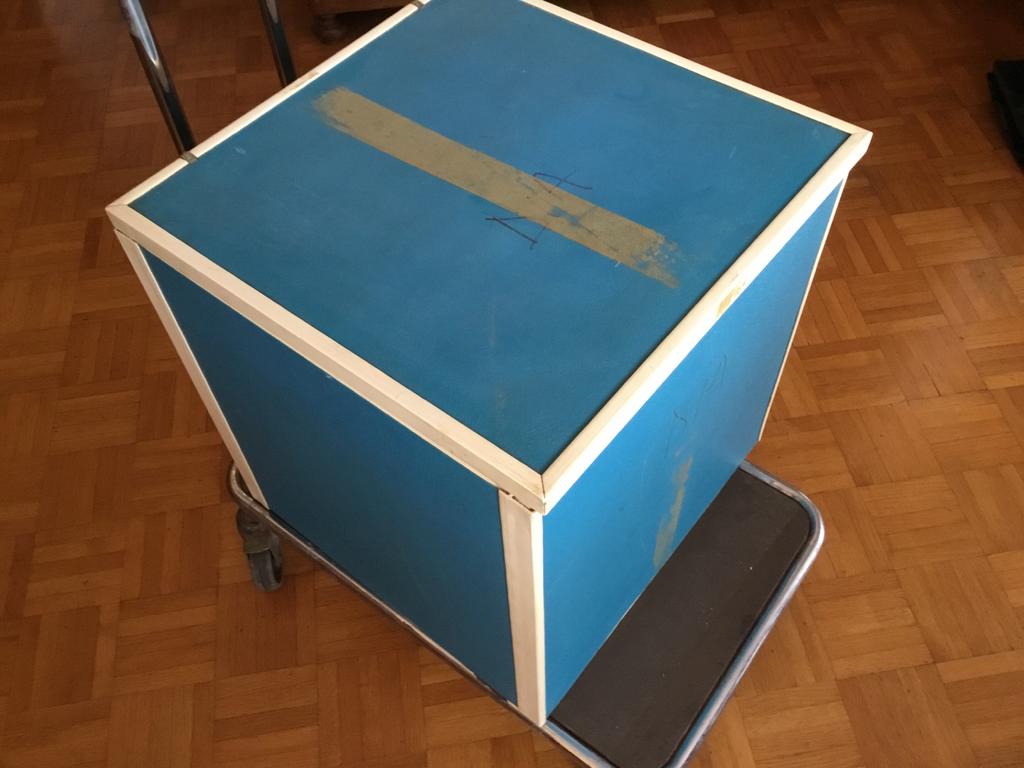 1971 OPBERGDOOS ~ plastic ~5€, Gebruikt, Kunststof, Minder dan 50 cm, Minder dan 50 cm