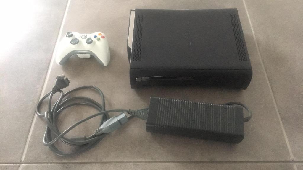 Xbox 360 met 9 games (ook apart verkrijgbaar), Games en Spelcomputers, Spelcomputers | Xbox 360, Met games, 360 Pro of Premium